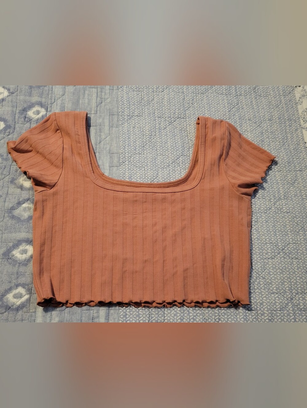 AE OFFLINE SIZE LARGE Women’s Ribbed Scoop Neck Crop Top - Rust